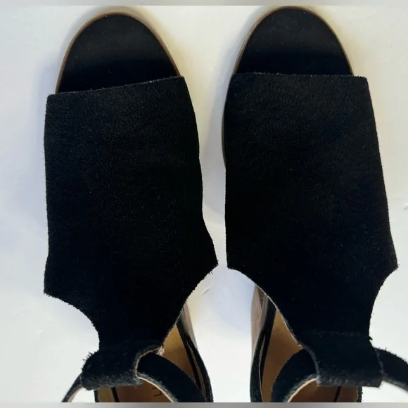LUCKY BRAND WOMENS 8M BLACK SUEDE HEEL OPEN TOE - Picture 6 of 9